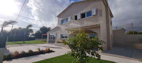 3 غرف نوم فيلا في Quarteira, Portugal رقم 21311