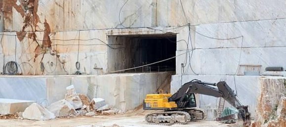 Вилла с 6 комнатами в Каррара, Италия № 59514 36