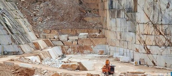 Вилла с 6 комнатами в Каррара, Италия № 59514 35