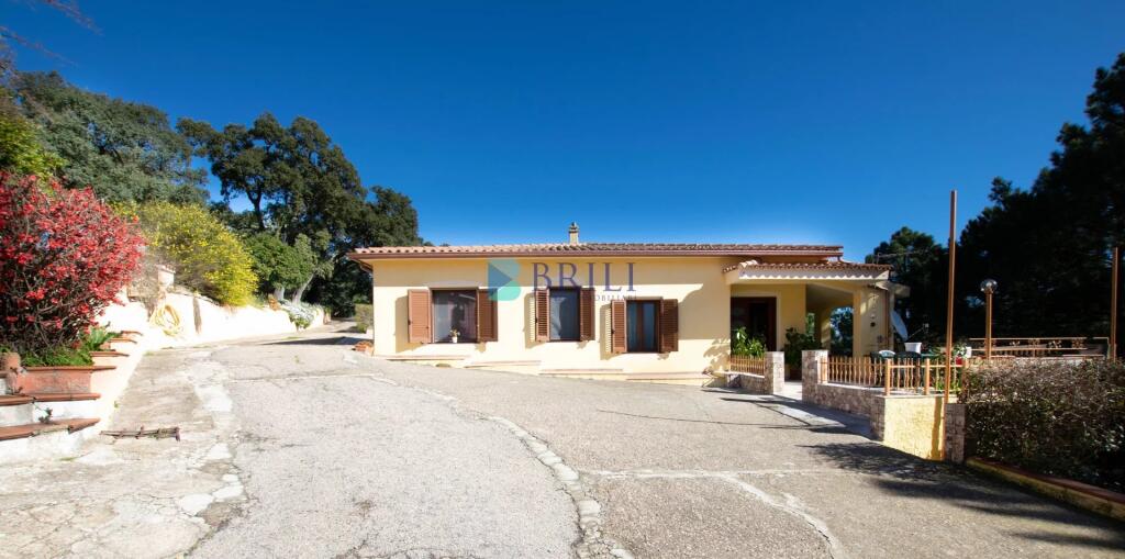 6 Schlafzimmer Villa in Luras, Italy, Nr. 326987