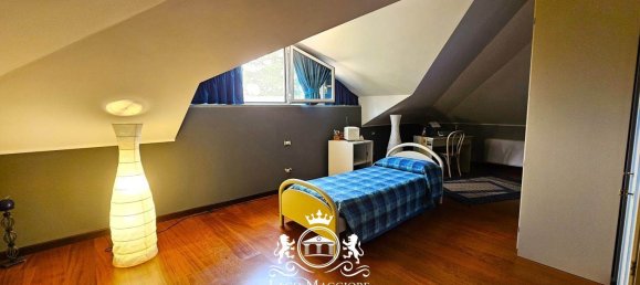 5 Schlafzimmer Villa in Arizzano, Italy, Nr. 135943 50