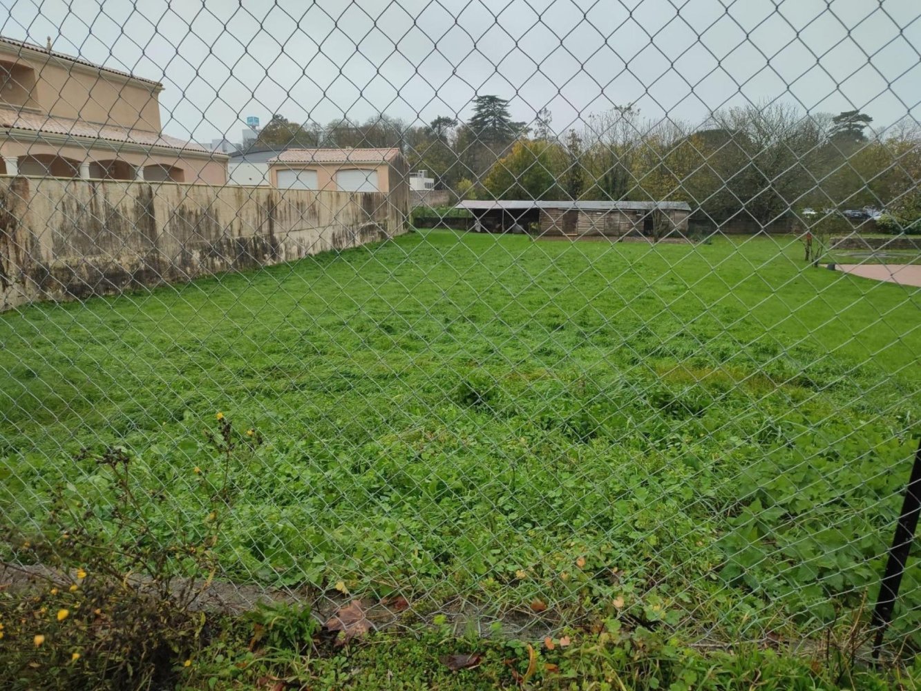 Terreno en Chauray, France 1101 m² No. 108608