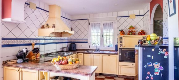 7 bedrooms House in Andalusia, Spain No. 95660 25