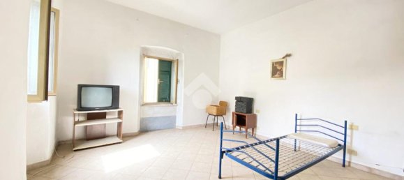 1 bedroom Apartment in Carrara, Italy No. 161608 6