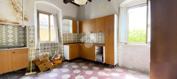 1 bedroom Apartment in Carrara, Italy No. 161608 10