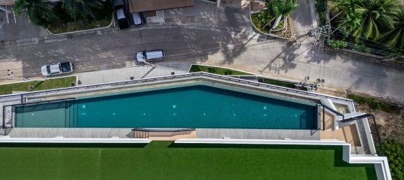 Квартира с 2 комнатами в Паттайя, Таиланд № 74850 15