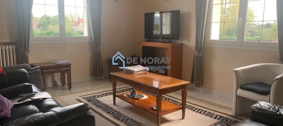 Castillos de 5 dormitorios en Nazelles-Negron, France No. 46902 4