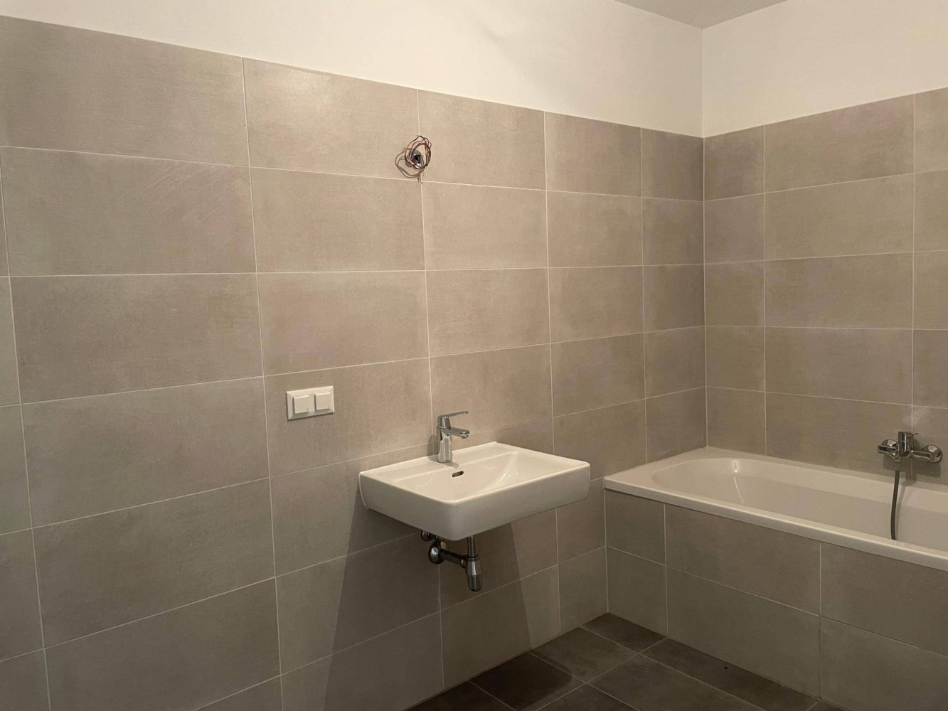 Квартира с 2 спальнями в Винер Нойштадт, Австрия № 90610