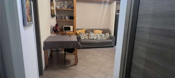 4 bedrooms Apartment in Piacenza, Italy No. 376415 2