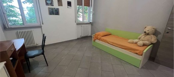 4 bedrooms Apartment in Piacenza, Italy No. 376415 3