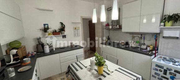 Apartamento T2 em Induno Olona, Italy N.º 378979 5