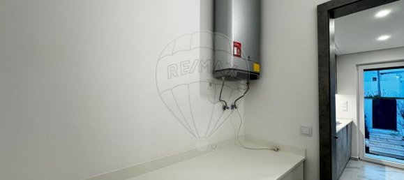 4 bedrooms House in Amadora, Portugal No. 173371 19