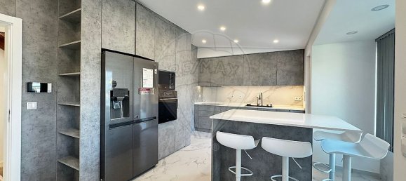 4 bedrooms House in Amadora, Portugal No. 173371 14