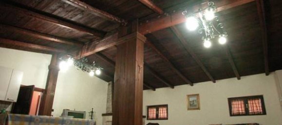 2 bedrooms House in Ovindoli, Italy No. 164369 4