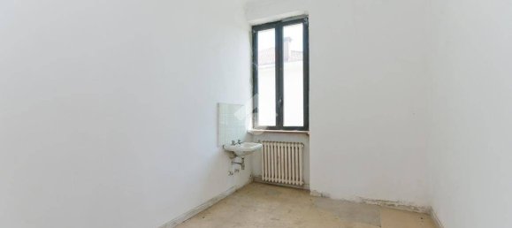  عقار تجاري في Savigliano, Italy 820متر مربع رقم 322500 20