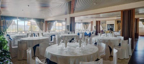 Hotel de 16 dormitorios en Arpino, Italy No. 31221 10