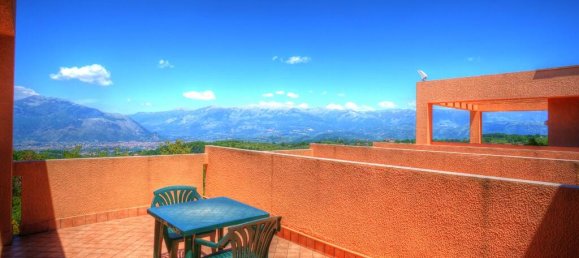 Hotel de 16 dormitorios en Arpino, Italy No. 31221 21