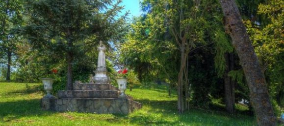 Hotel de 16 dormitorios en Arpino, Italy No. 31221 31