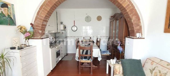 3 Schlafzimmer Haus in Siena, Italy, Nr. 291605 8
