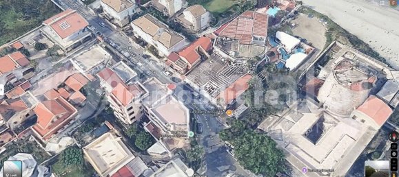 5 rooms Building in Messina, Italy No. 269626 4