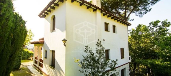 13 bedrooms Commercial property in Barcelona, Spain No. 7450 7