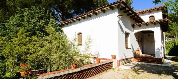 13 bedrooms Commercial property in Barcelona, Spain No. 7450 3