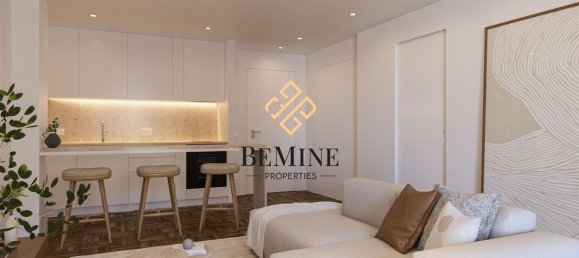 578m² Commercial property in Funchal, Portugal No. 83465 6