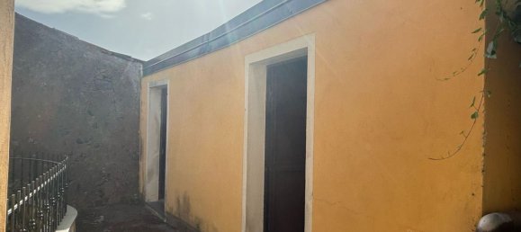 Villa de 4 habitaciónes en Giarre, Italy No. 276966 4