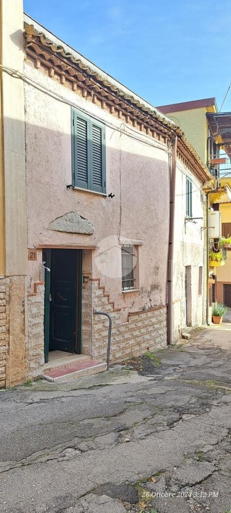 4 rooms Apartment in Boville Ernica, Italy No. 170988