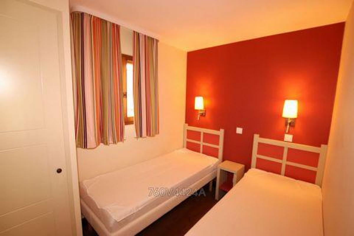 Condominio de 2 dormitorios en Cannes, France No. 13794