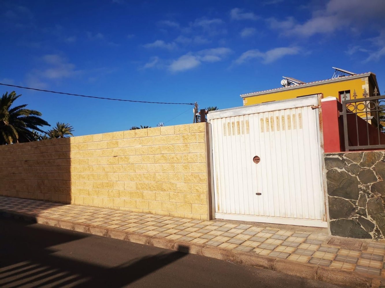 Terreno en Aguimes, Spain 248 m² No. 202220