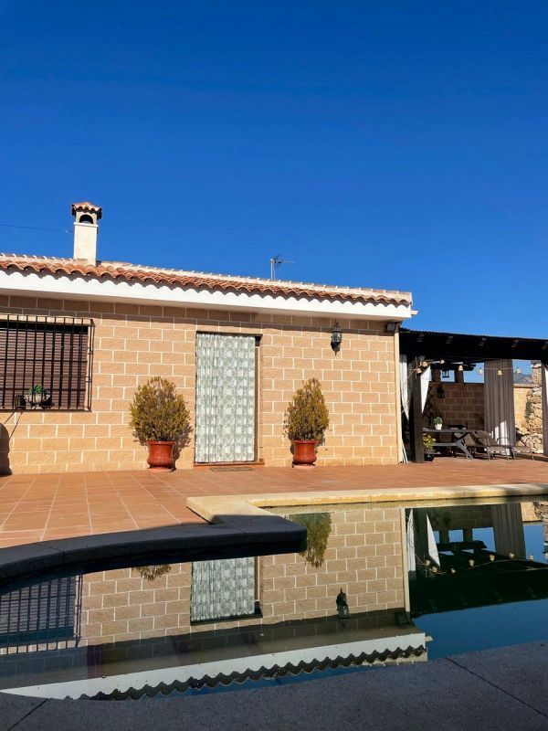 Земельный участок 840м² в Лоха, Испания № 227736