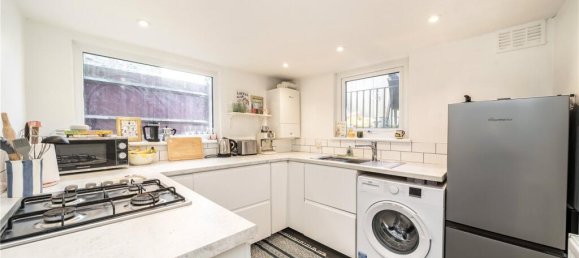 1 bedroom Apartment in London, United Kingdom No. 12825 4