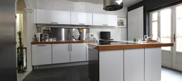 8 rooms Villa in Brandizzo, Italy No. 24431 7