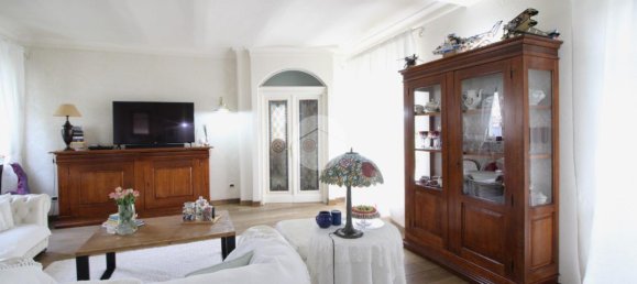 8 rooms Villa in Brandizzo, Italy No. 24431 3