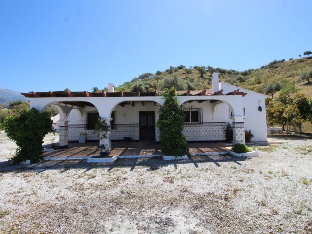 3 Schlafzimmer Villa in Canillas de Aceituno, Spain, Nr. 131267