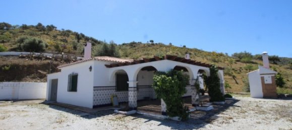 3 Schlafzimmer Villa in Canillas de Aceituno, Spain, Nr. 131267 14