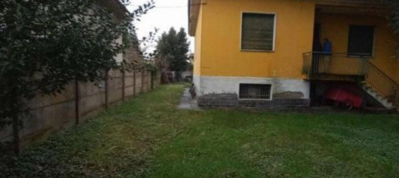 5 Schlafzimmer Villa in Corbetta, Italy, Nr. 279137 11