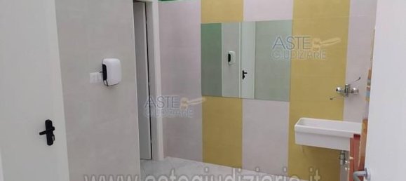 110m² Commercial property in Somma Vesuviana, Italy No. 12488 32