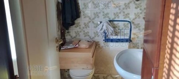 110m² Commercial property in Somma Vesuviana, Italy No. 12488 20