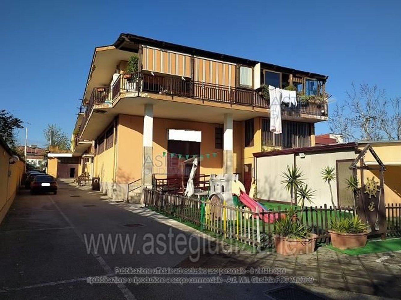 110m² Commercial property in Somma Vesuviana, Italy No. 12488