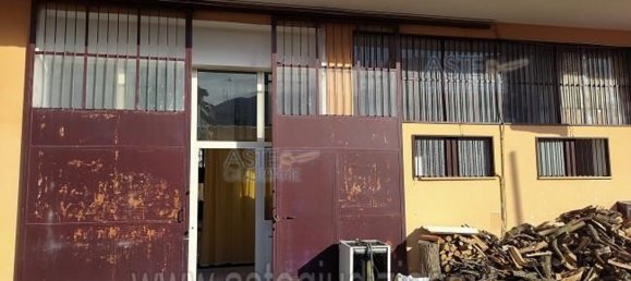 110m² Commercial property in Somma Vesuviana, Italy No. 12488 6