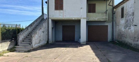 5 bedrooms Apartment in Corigliano Rossano, Italy No. 376121 2