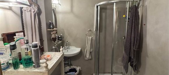 Apartamento T2 em Massa e Cozzile, Italy N.º 300978 13