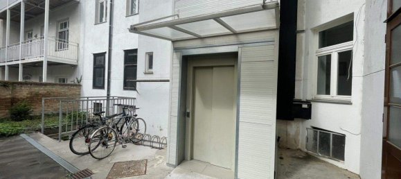 2 rooms Apartment in Hernals, Austria No. 127968 9