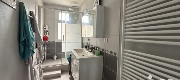 6 bedrooms House in Monts, France No. 60860 21