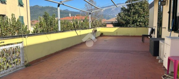 Penthouse de 4 divisões em Carrara, Italy N.º 90176 4