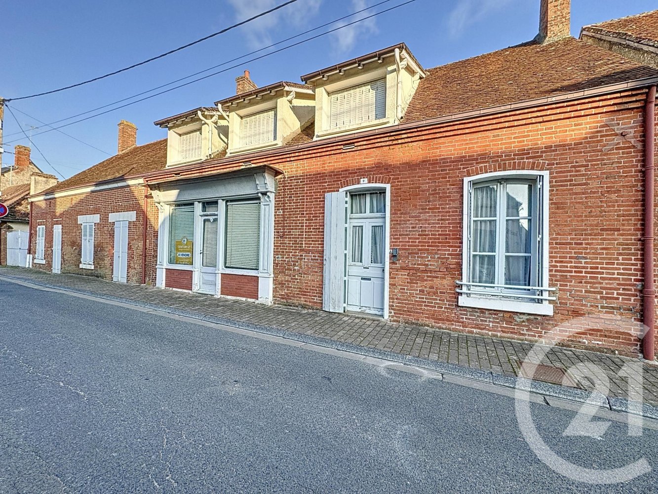 3 غرف نوم منزل في Selles-Saint-Denis, France رقم 89077