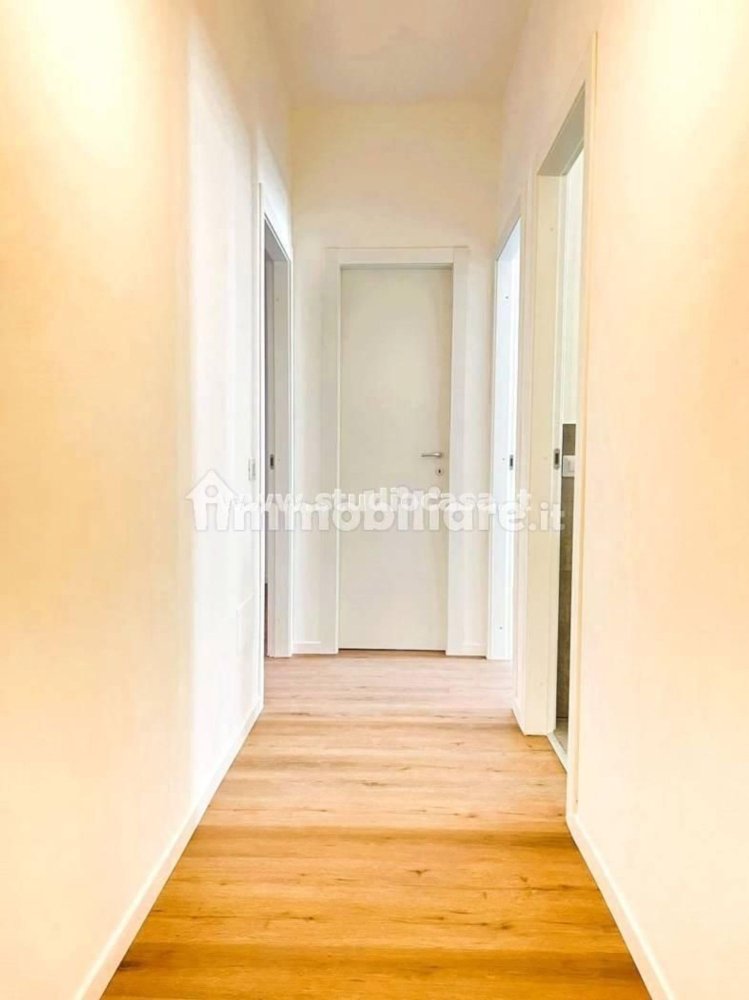 2 bedrooms Apartment in Milan, Italy No. 364947