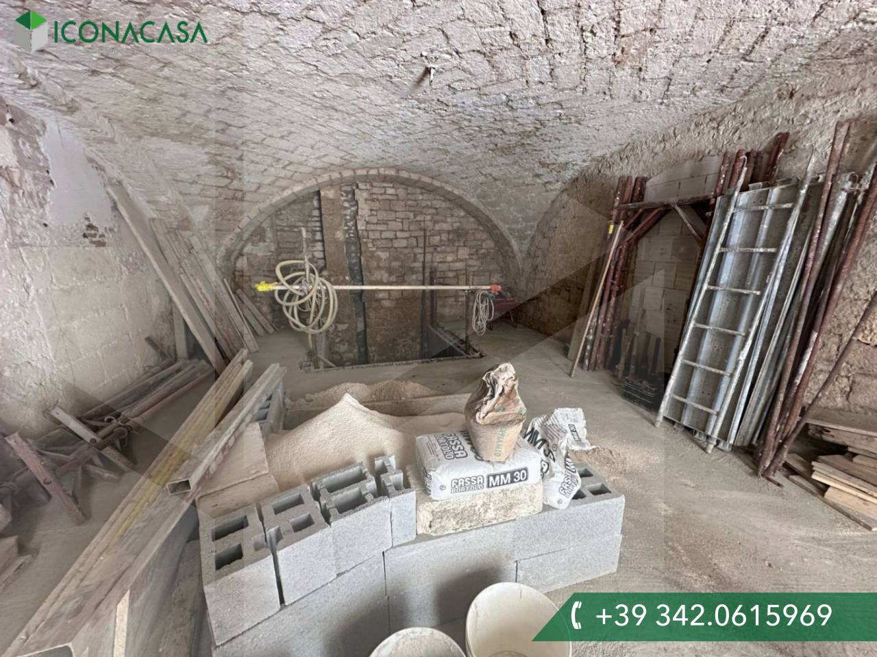 Studio in Bitonto, Italy, Nr. 228978